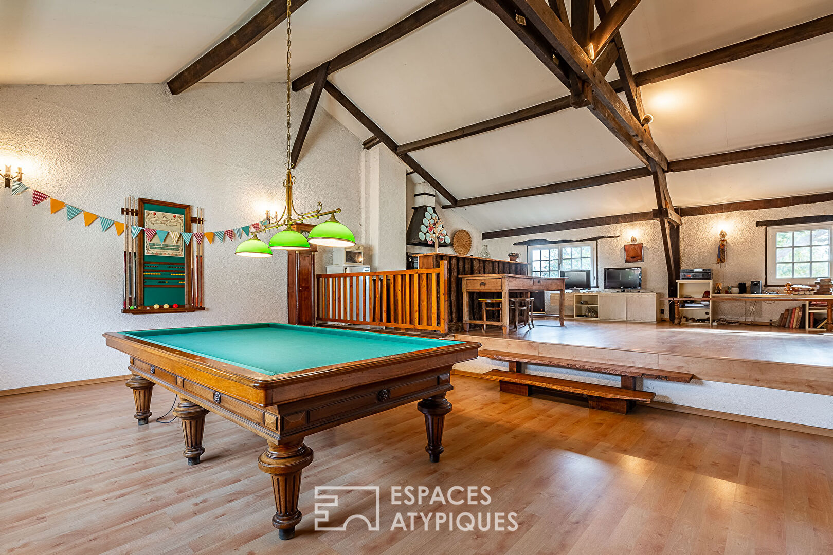 La propriété de caractère et son parc arboré