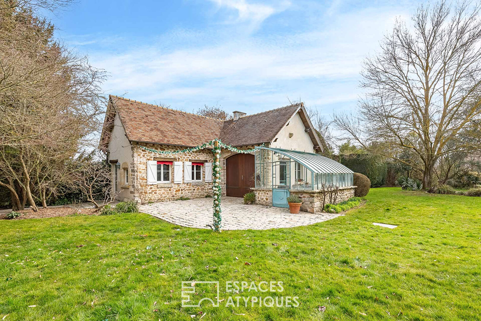 La propriété de caractère et son parc arboré