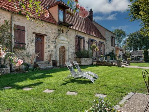 Domaine de réceptions, séminaires et maison d&rsquo;habitation avec piscine
