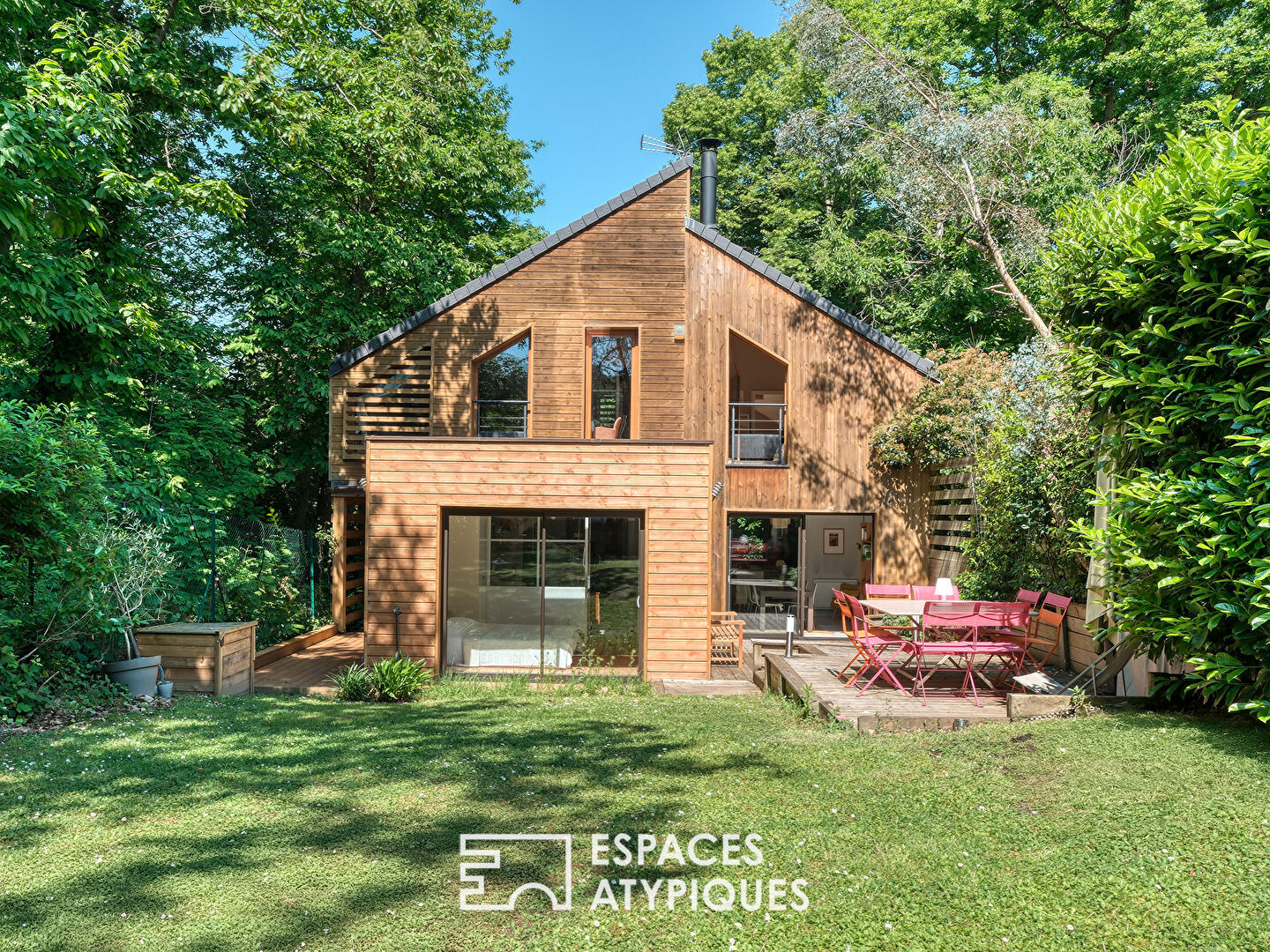 Maison familiale en ossature bois au coeur de la nature