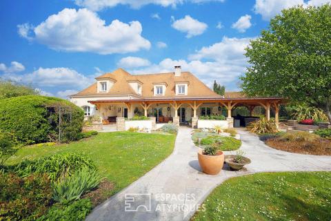 La maison contemporaine avec espace bien être et jardin paysagé