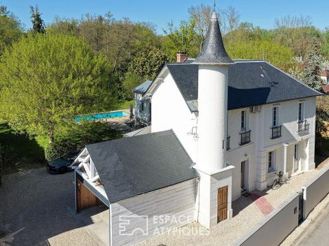 Maison de caractère avec piscine, dépendance et grand terrain