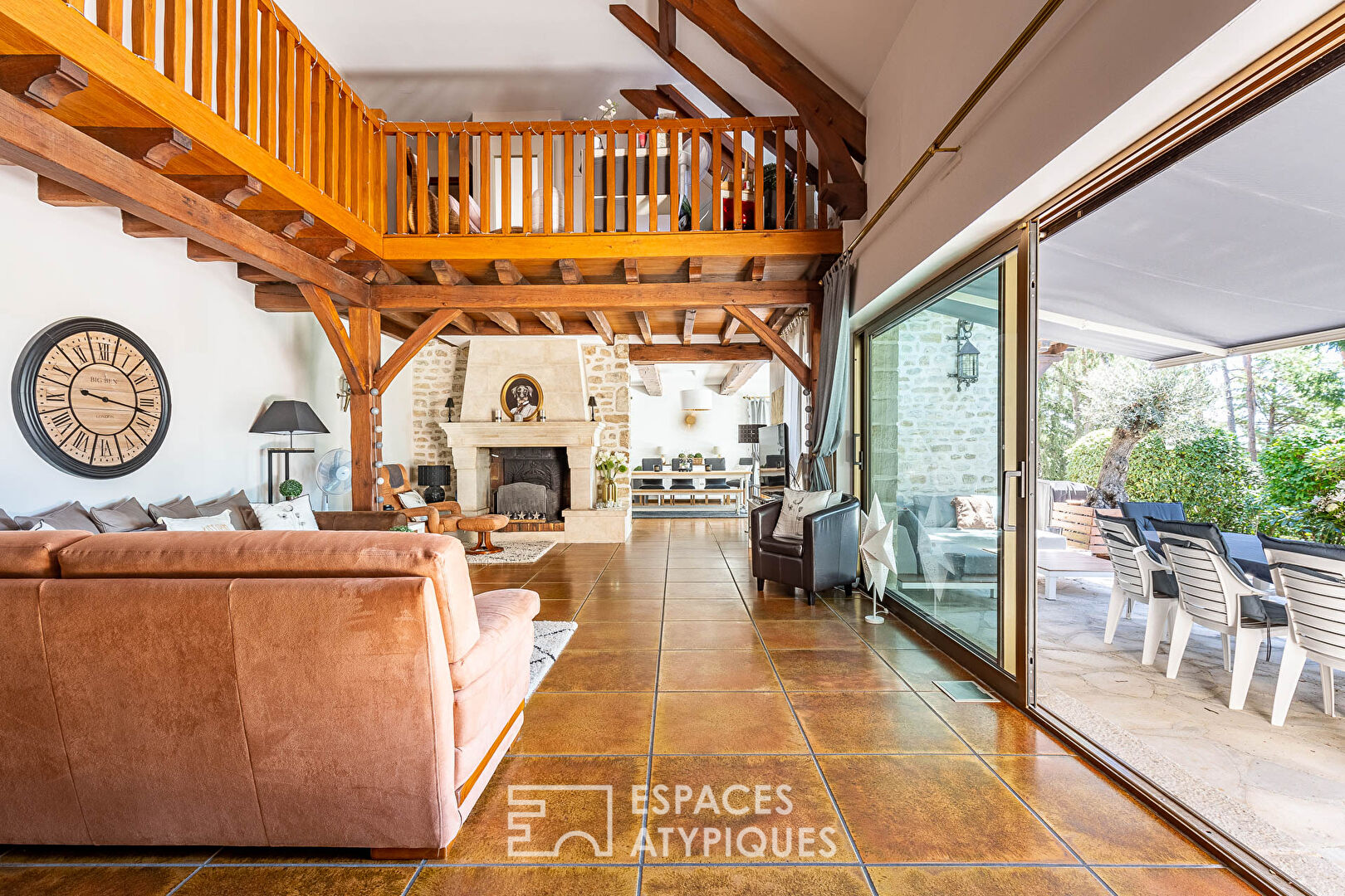 La maison au bout de l’allée