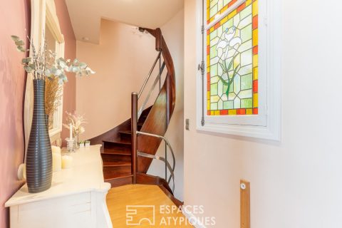 Art deco family home in the heart of town