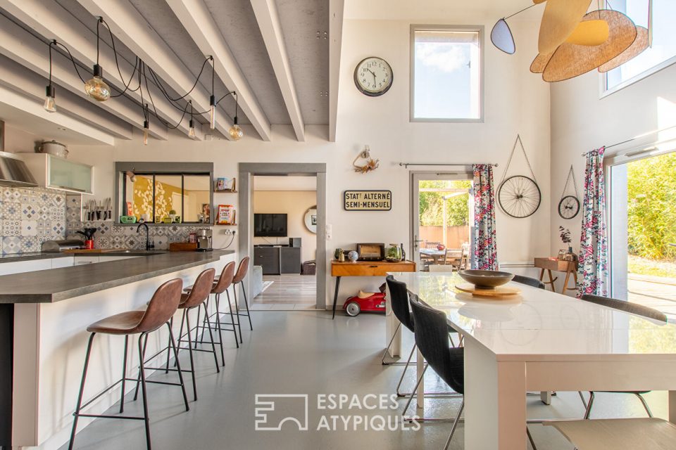 37210 VERNOU SUR BRENNE - Maison d'architecte ossature bois - Réf. EAT1749