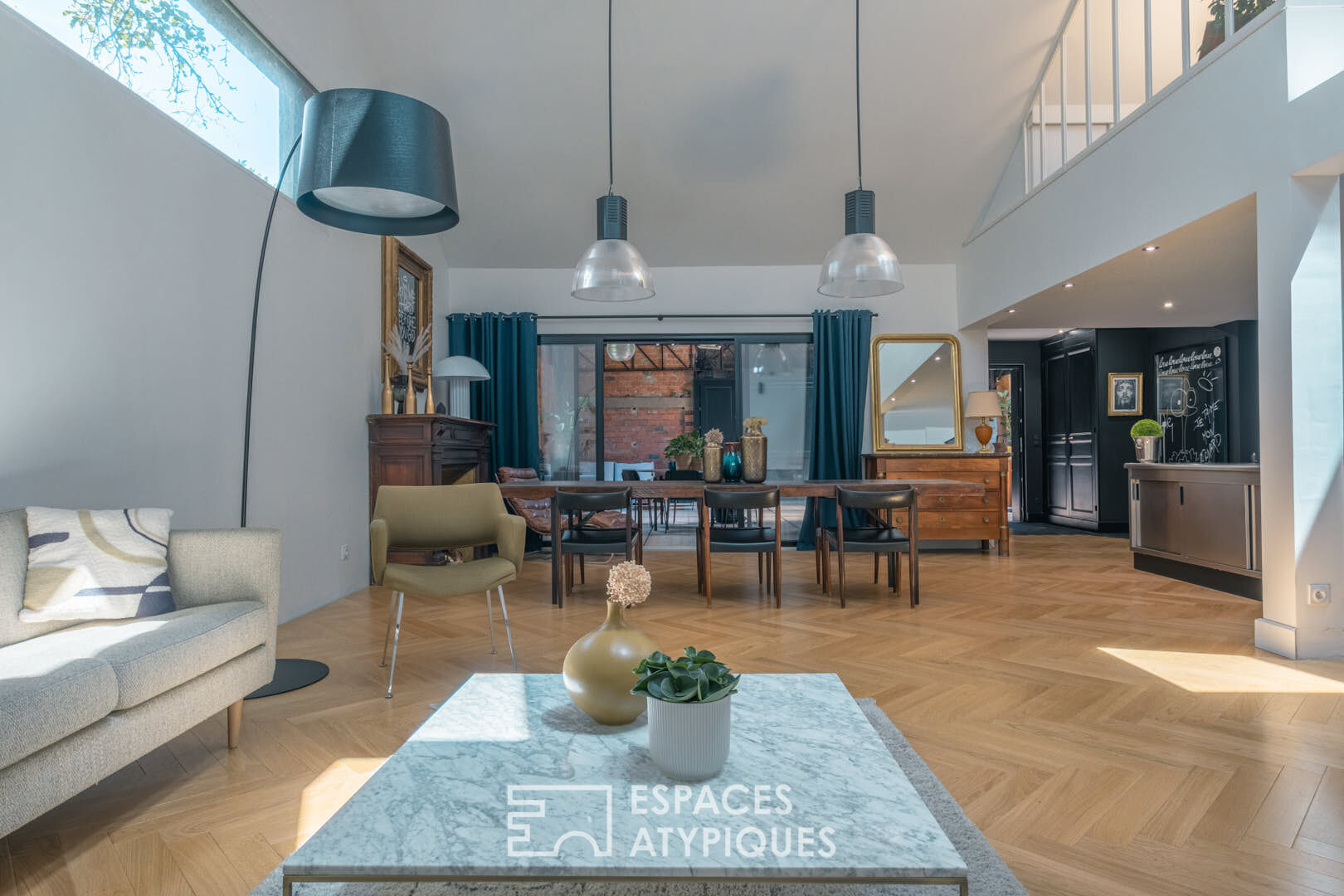 Élégante réhabilitation de style loft