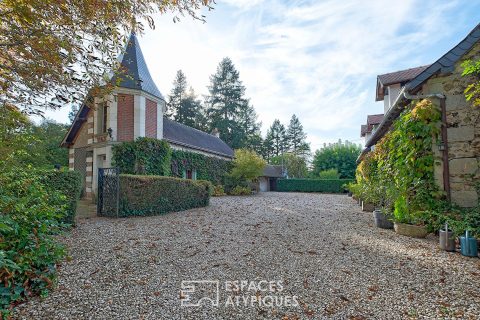 Demeure de charme dans son parc boisé