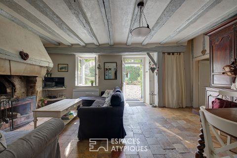 Demeure de charme dans son parc boisé