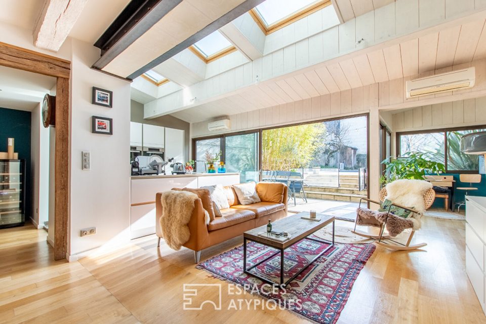 Spacieux duplex avec jardin et piscine