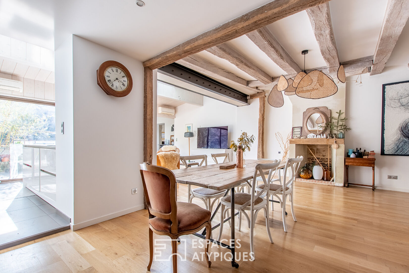 Spacieux duplex avec jardin et piscine