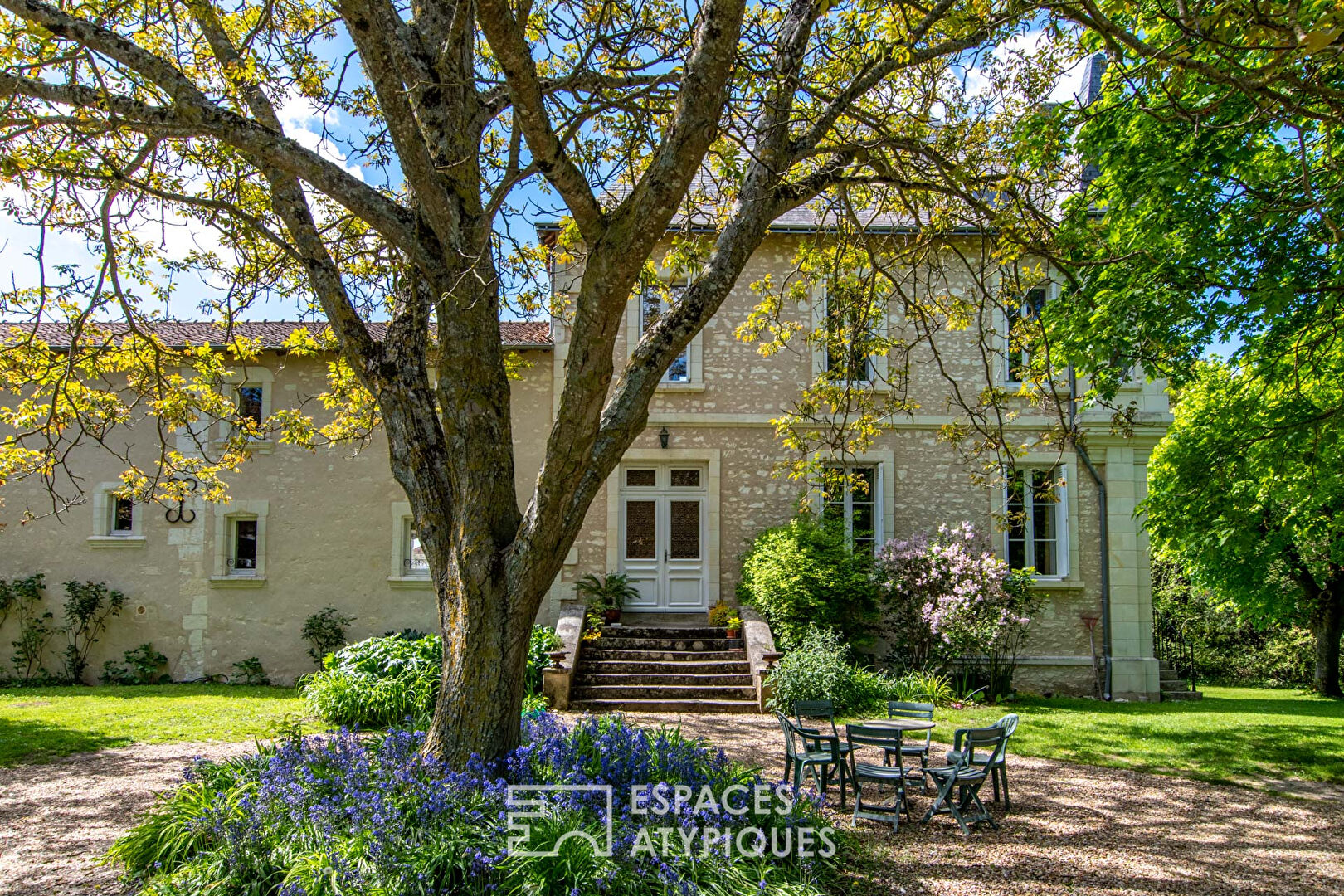 Grand Manor and its outbuildings