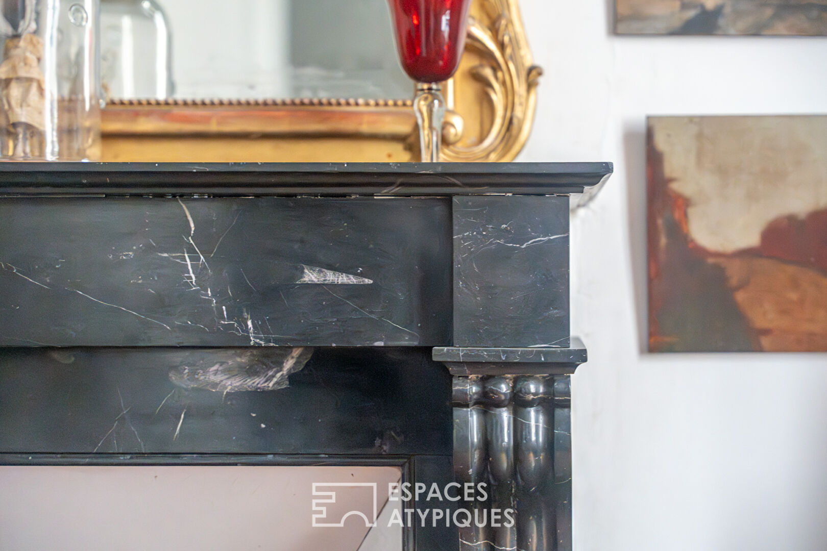 Exceptional character property in the heart of Les Halles