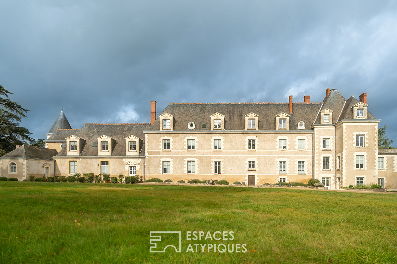 Le rêve royal: appartement dans un château du XVIIIe