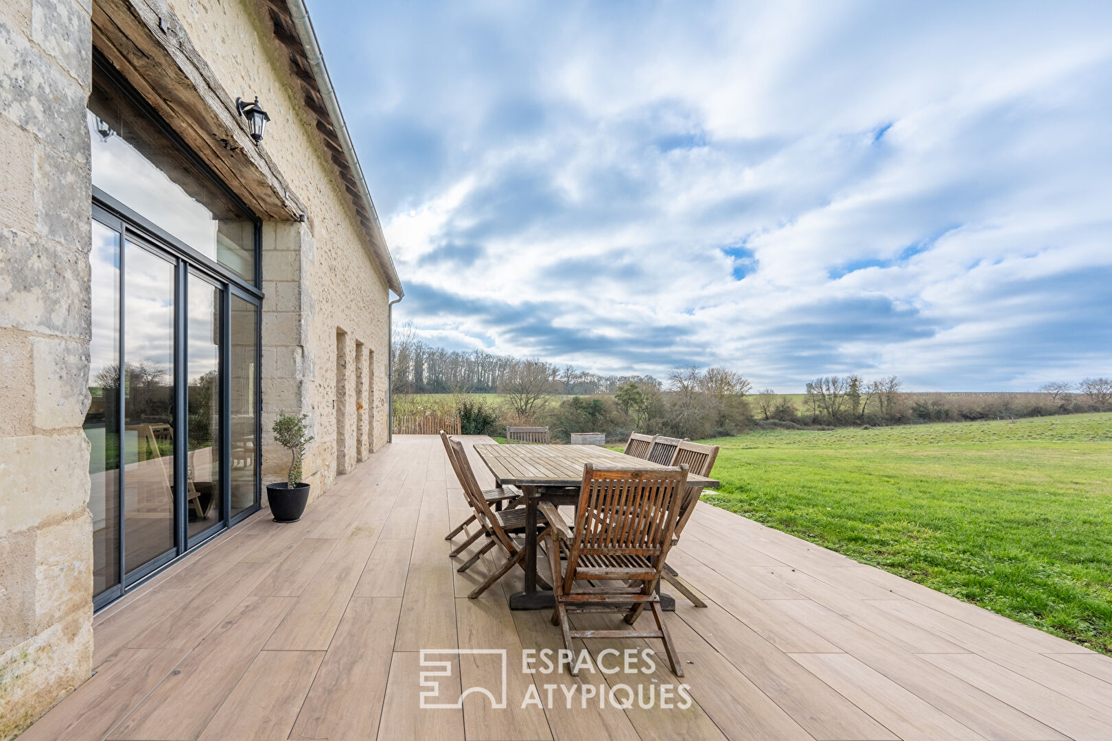 Renovated barn on the edge of the fields