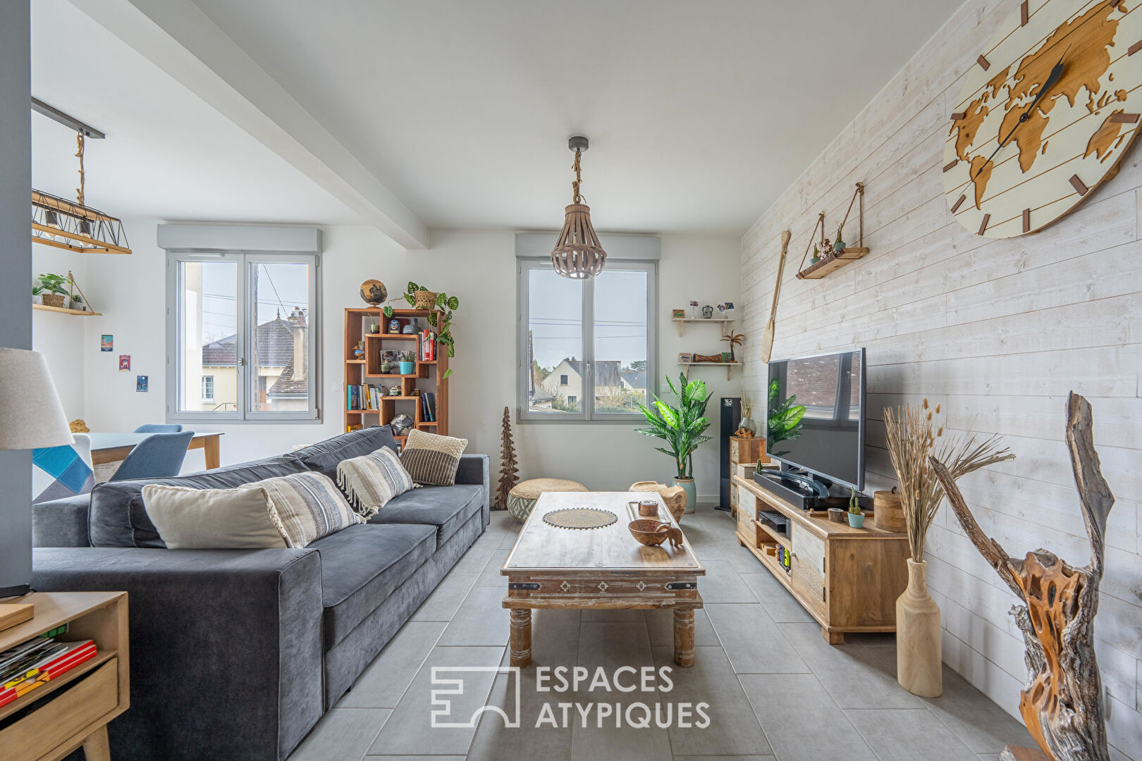 Renovated townhouse with garden