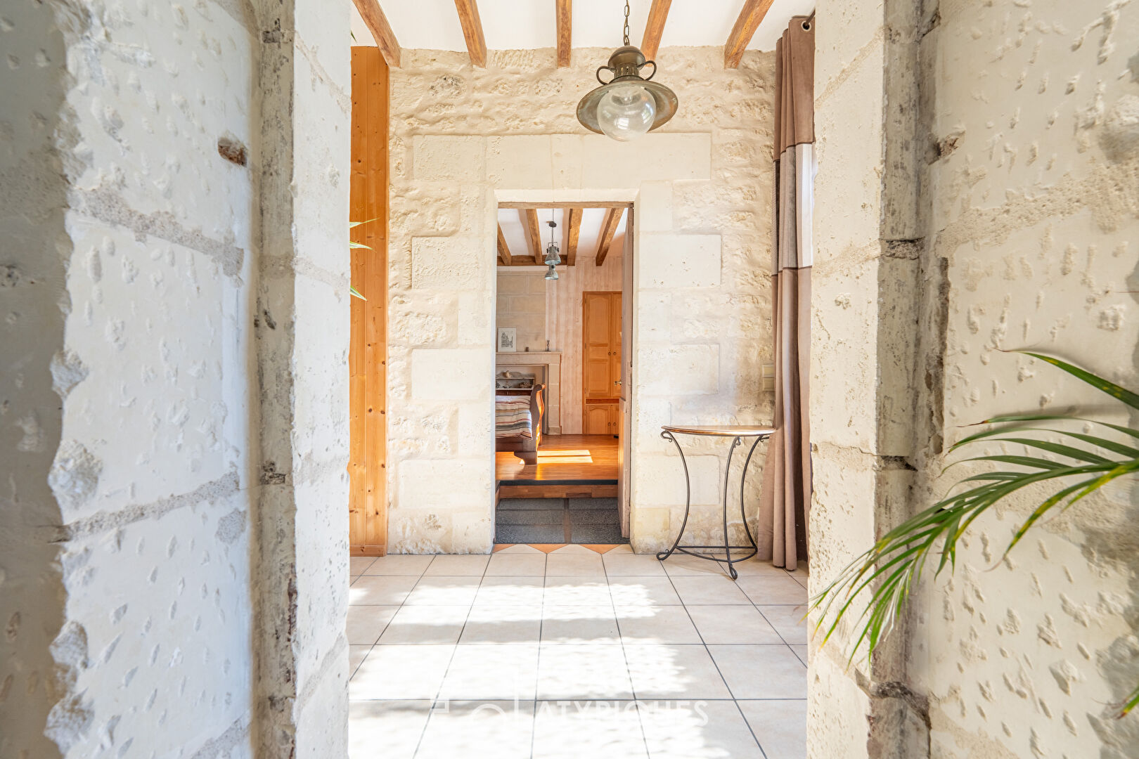 Old renovated barn near Chinon