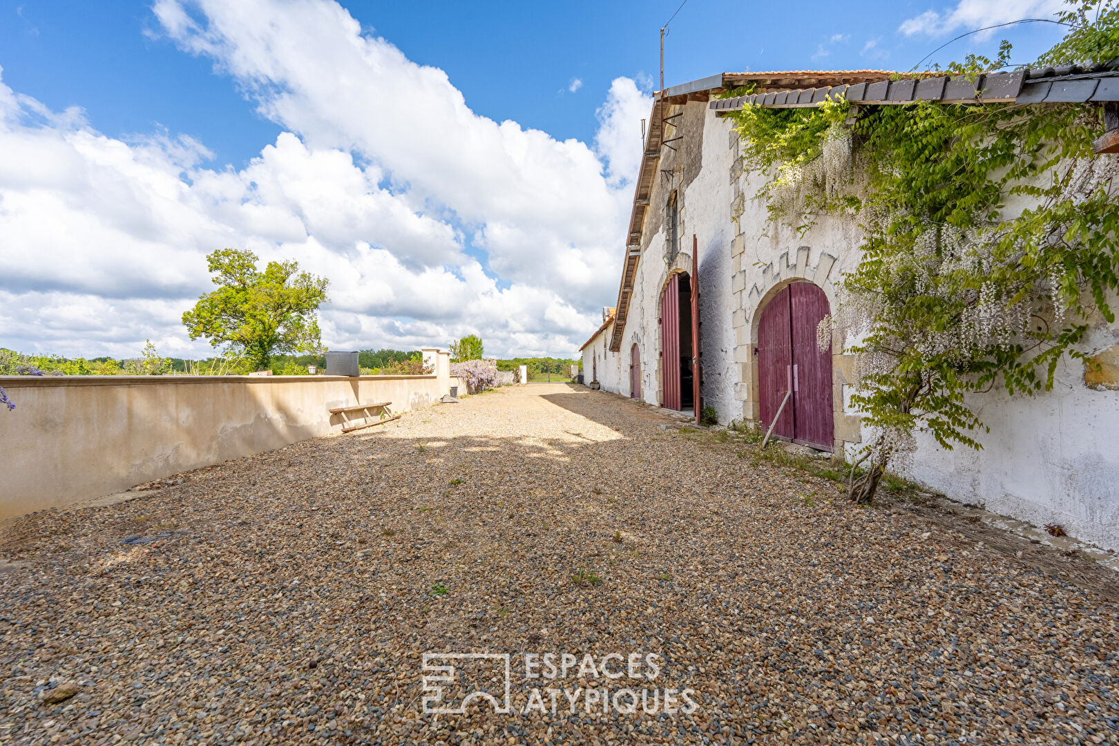 Propriété du XVIe avec vue privilégiée sur la Loire