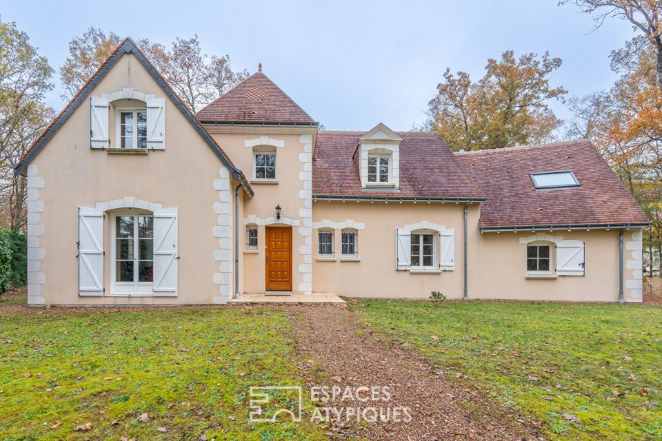 L'élégante maison dans un cadre privilégié et idyllique