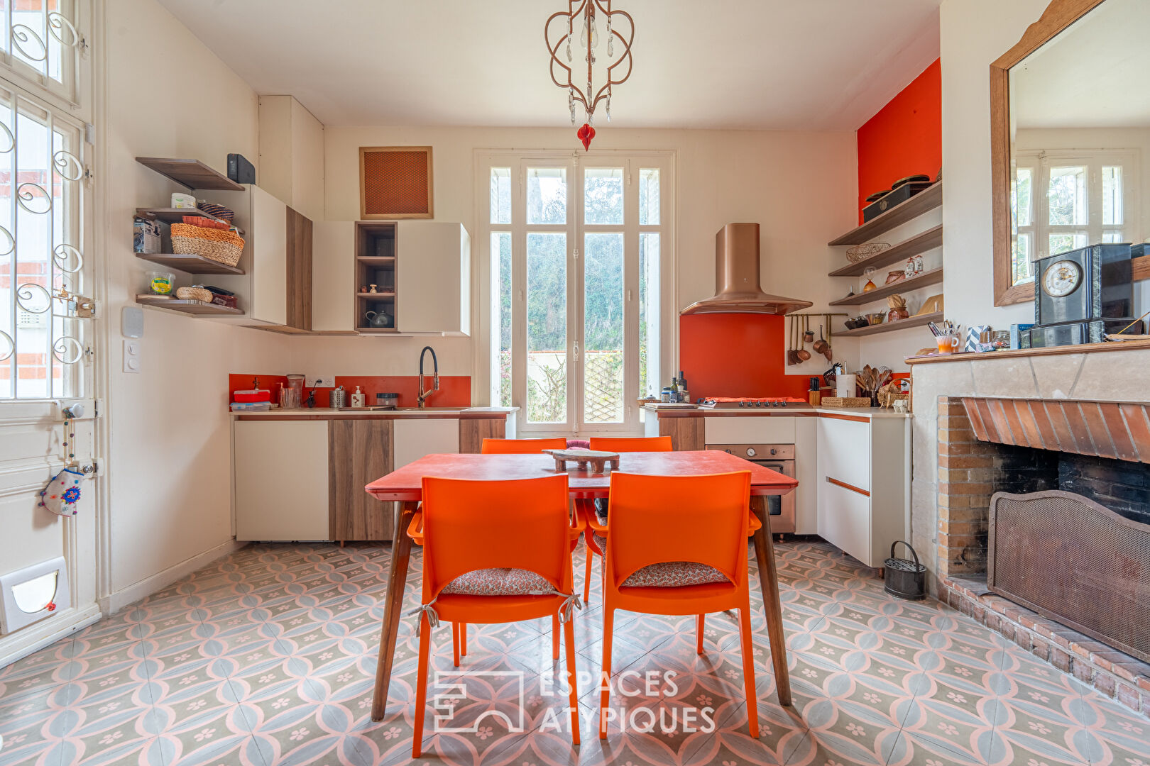Renovated mansion with view of the Loire and outbuildings
