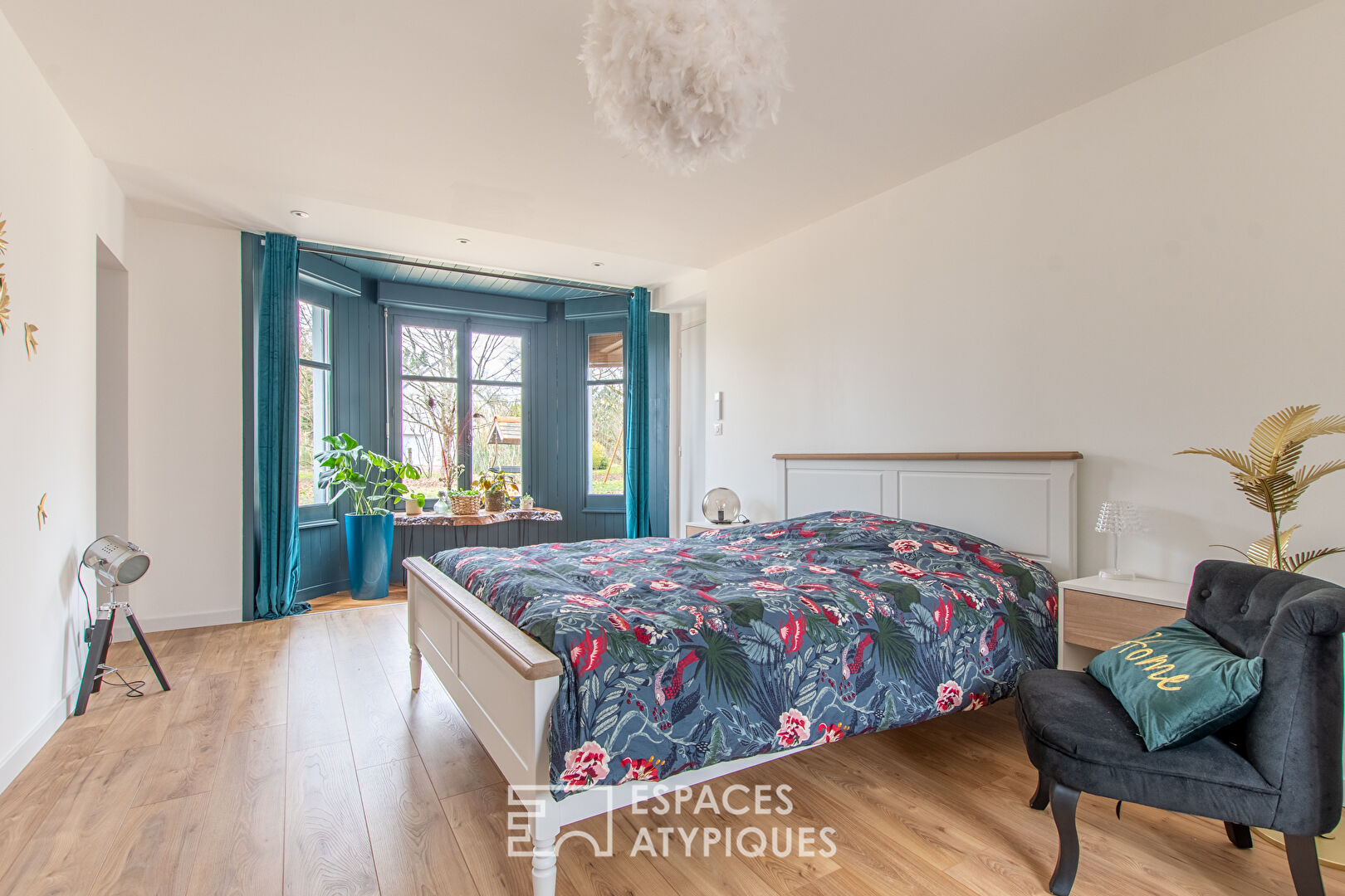 Real estate complex with Bed and Breakfast and Cottage at the gates of Montbazon