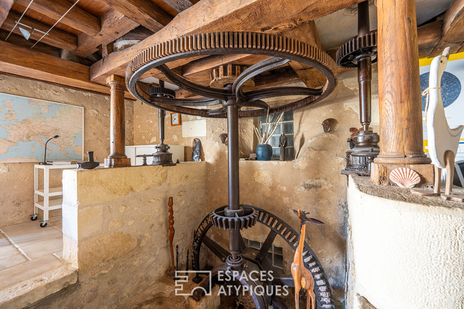 Ancien moulin réhabilité dans un ecrin de nature