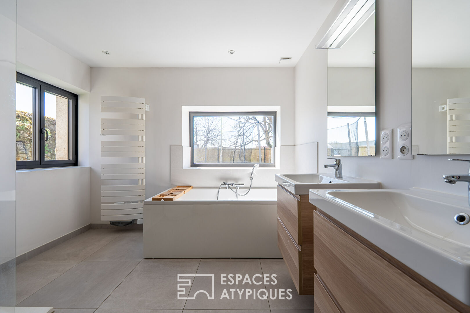 Charming farmhouse in Ballan-Miré