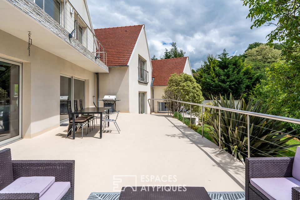 Maison contemporaine avec studios indépendants et panorama exceptionnel à Langeais