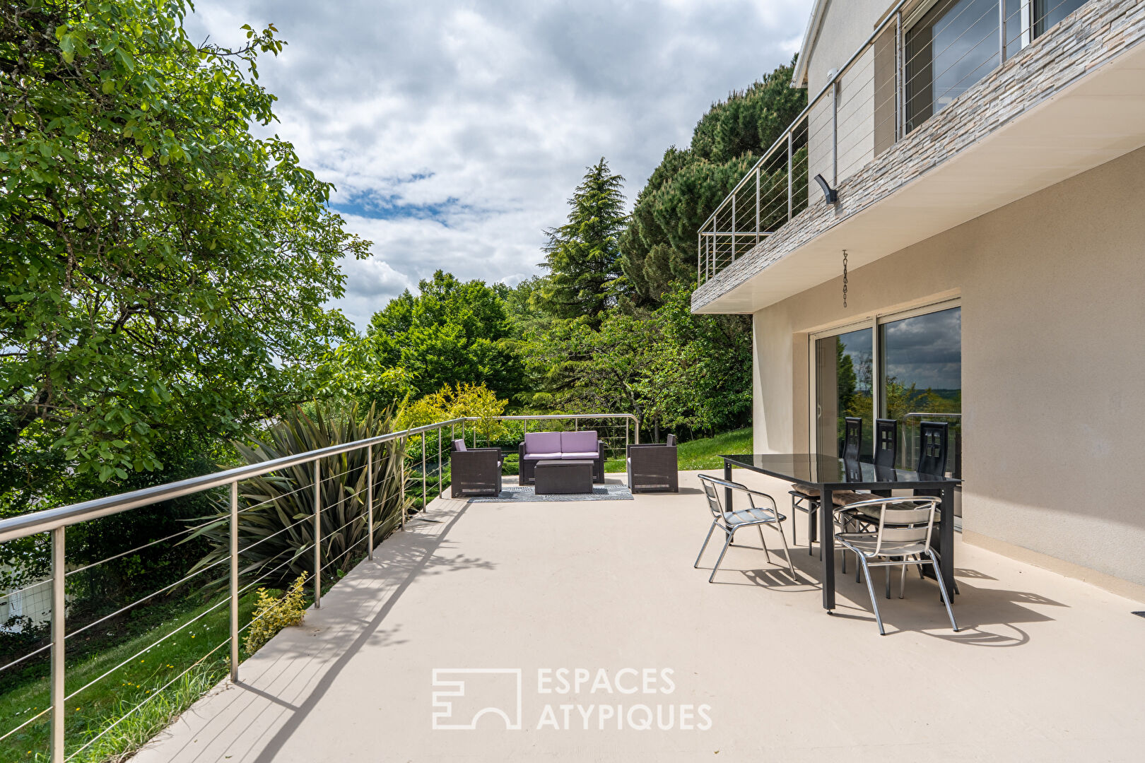 Bright house with panoramic view