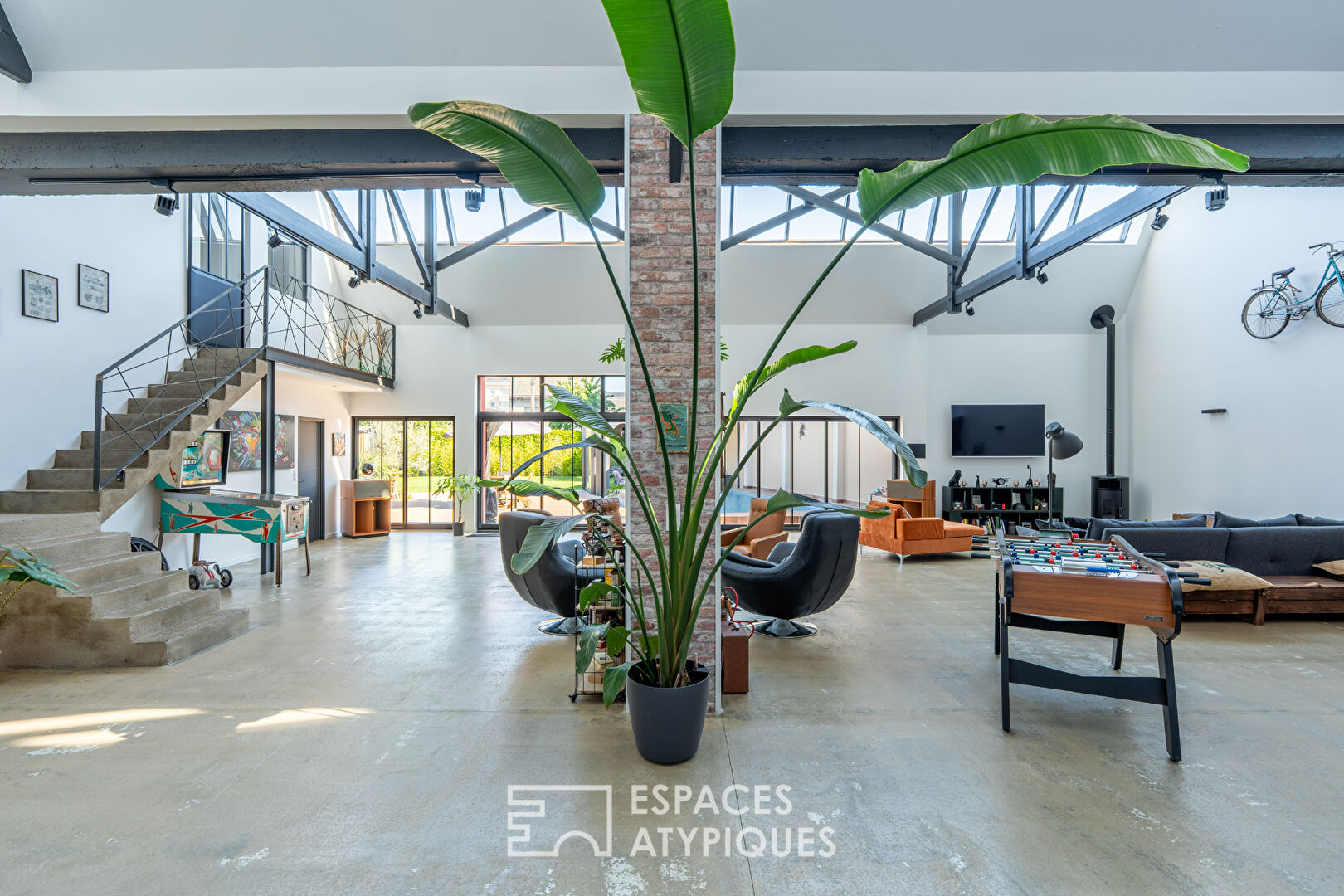 Loft d’architecte dans un ancien garage industriel