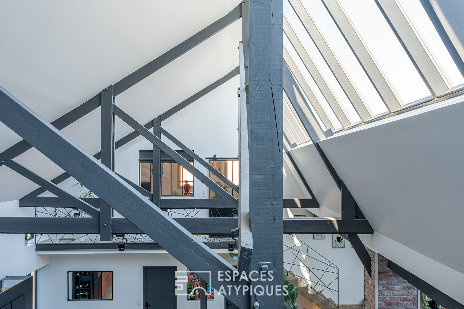 Loft d’architecte dans un ancien garage industriel