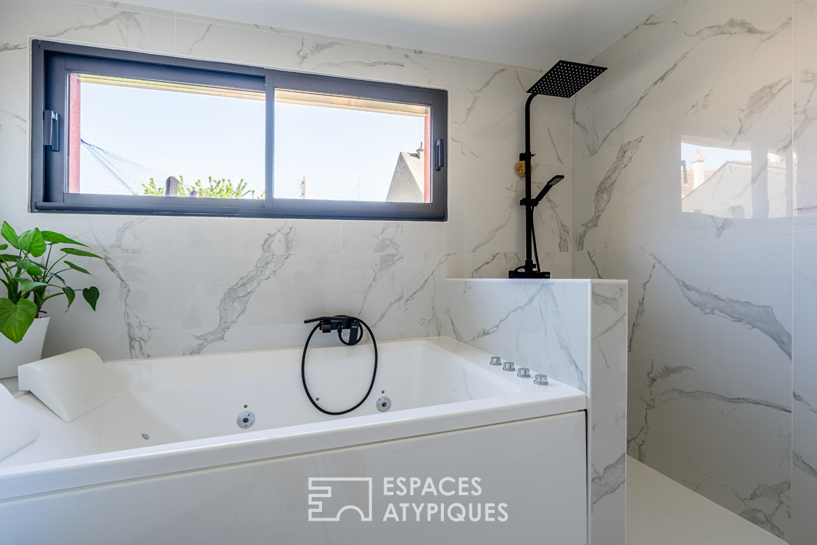 Loft d’architecte dans un ancien garage industriel