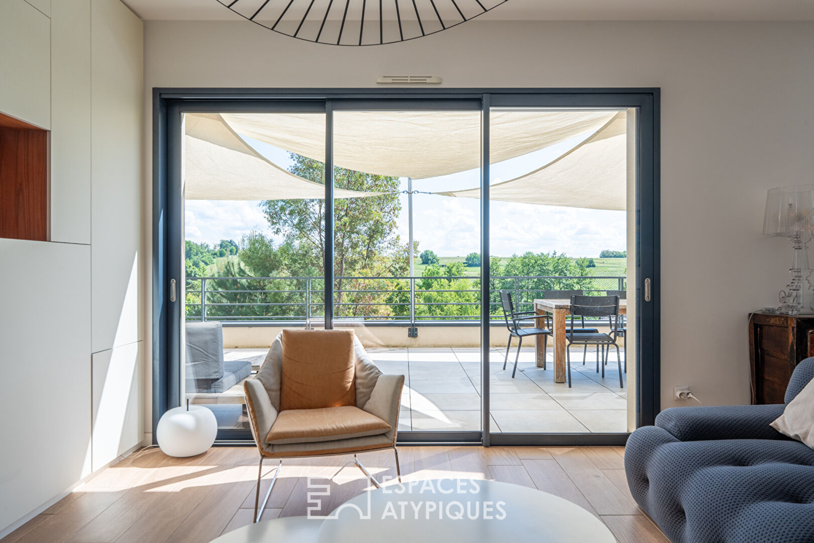 Maison d’architecte avec vue panoramique sur le vignoble
