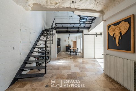 Cozy semi-troglodyte house in Vouvray