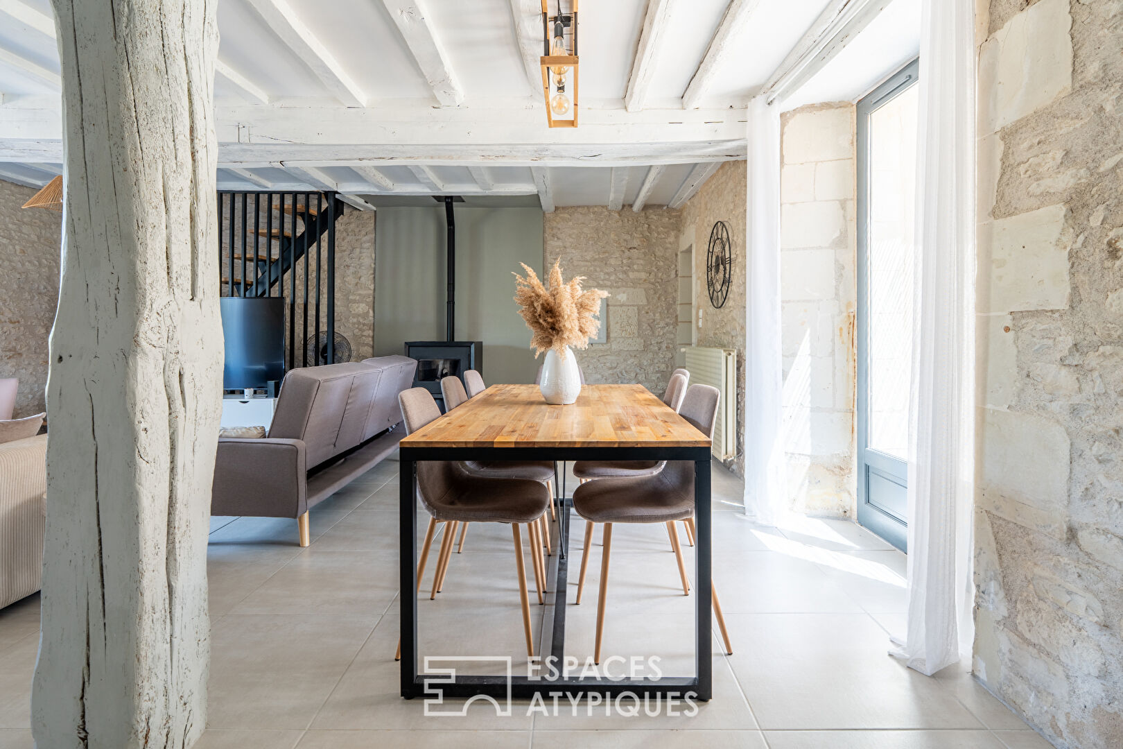 Old farmhouse renovated in a Provençal style