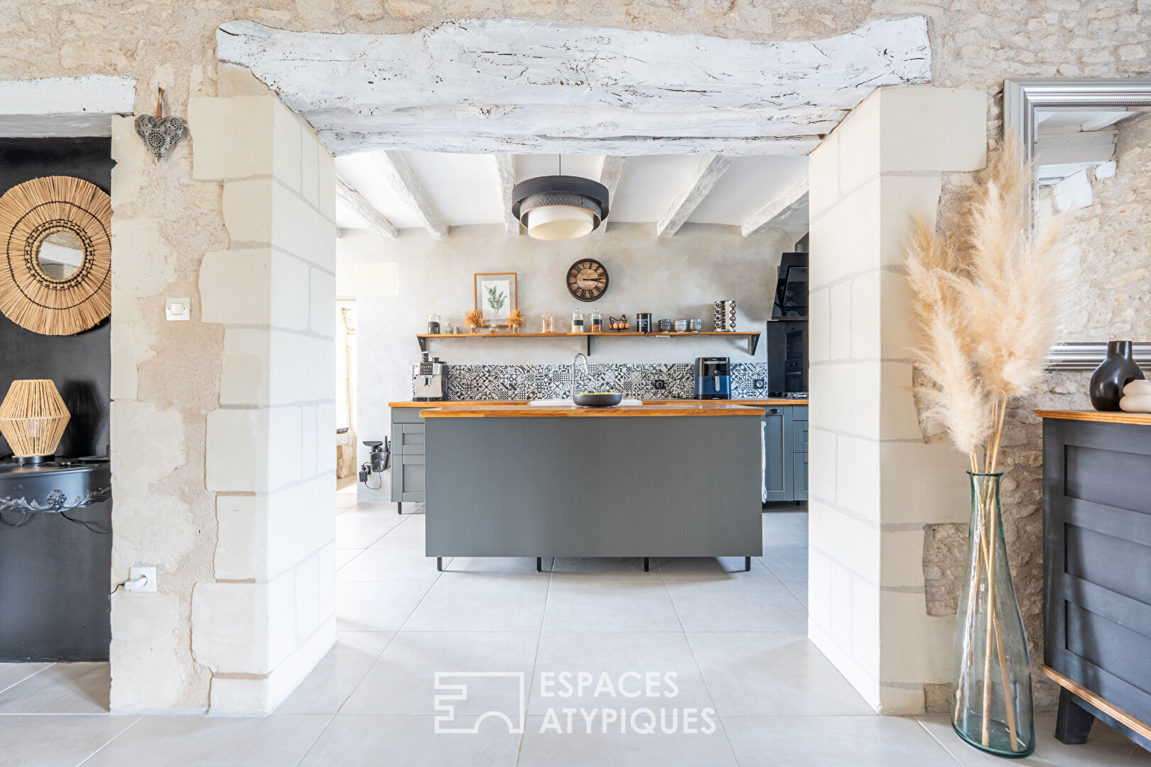 Old farmhouse renovated in a Provençal style