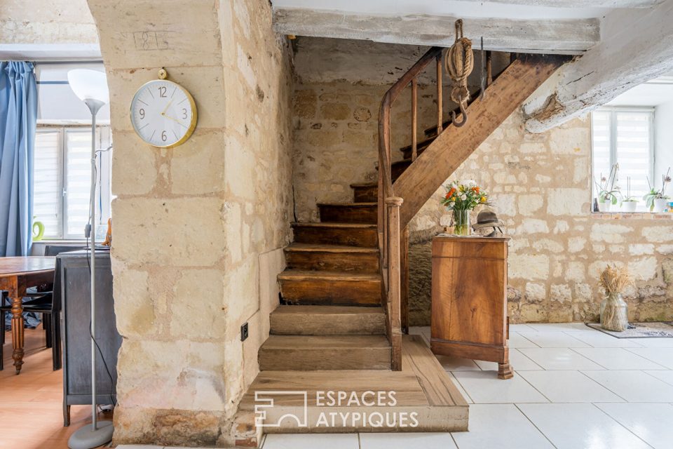 Maison de caractère à flanc de coteau