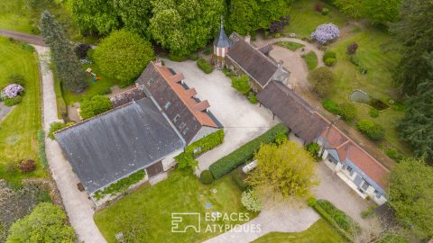 Demeure de charme dans son parc boisé