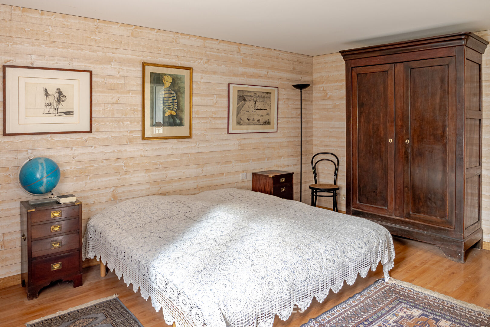 Longère rénovée avec dépendances et piscine