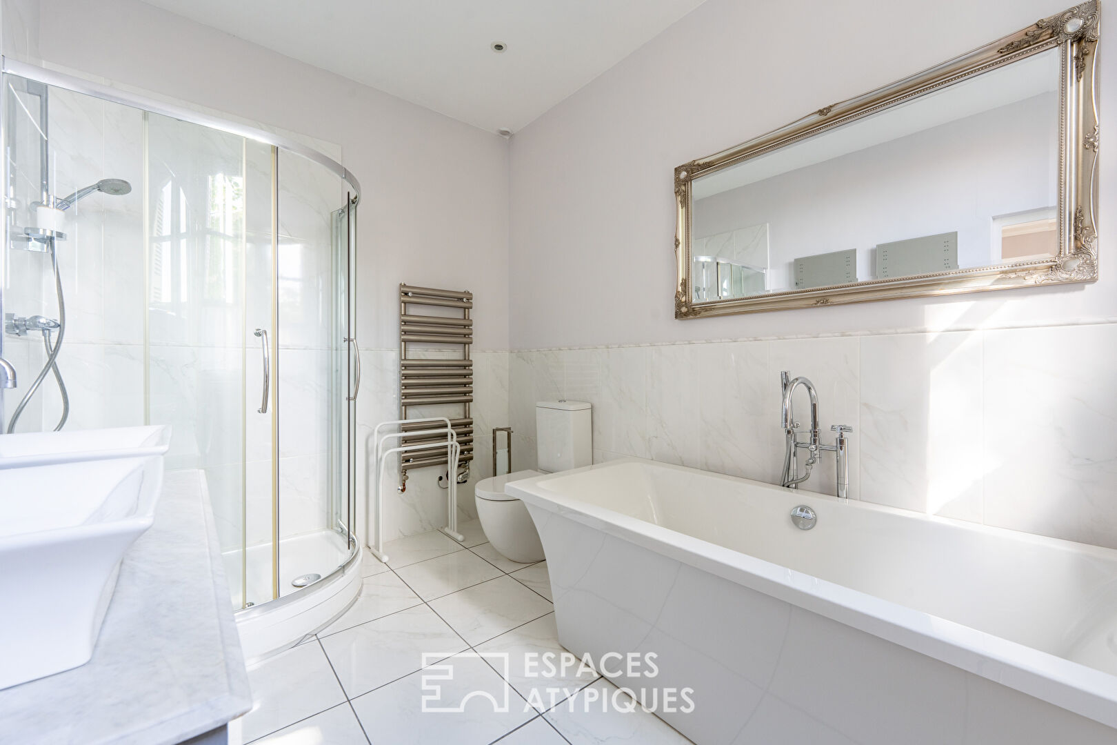 Propriété du XVIe avec vue privilégiée sur la Loire