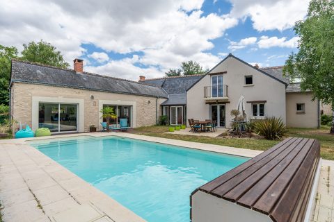 Belle longère nichée au coeur d&rsquo;un hameau paisible