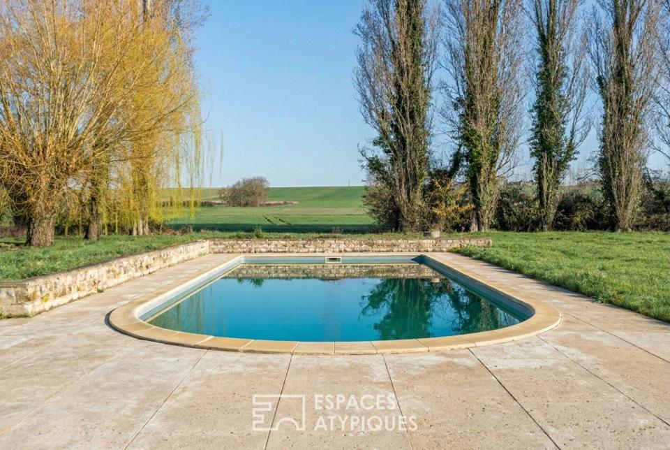 Ensemble de caractère bucolique dans la campagne chinonaise