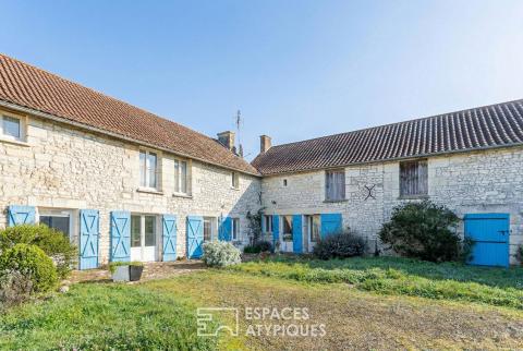 Ancien corps de ferme avec piscine au coeur de la nature