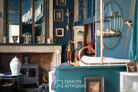 Intimate triplex in the historic center