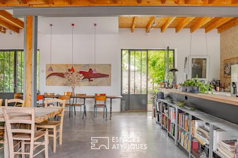 Loft d&rsquo;architecte avec jardin au coeur de la cité historique