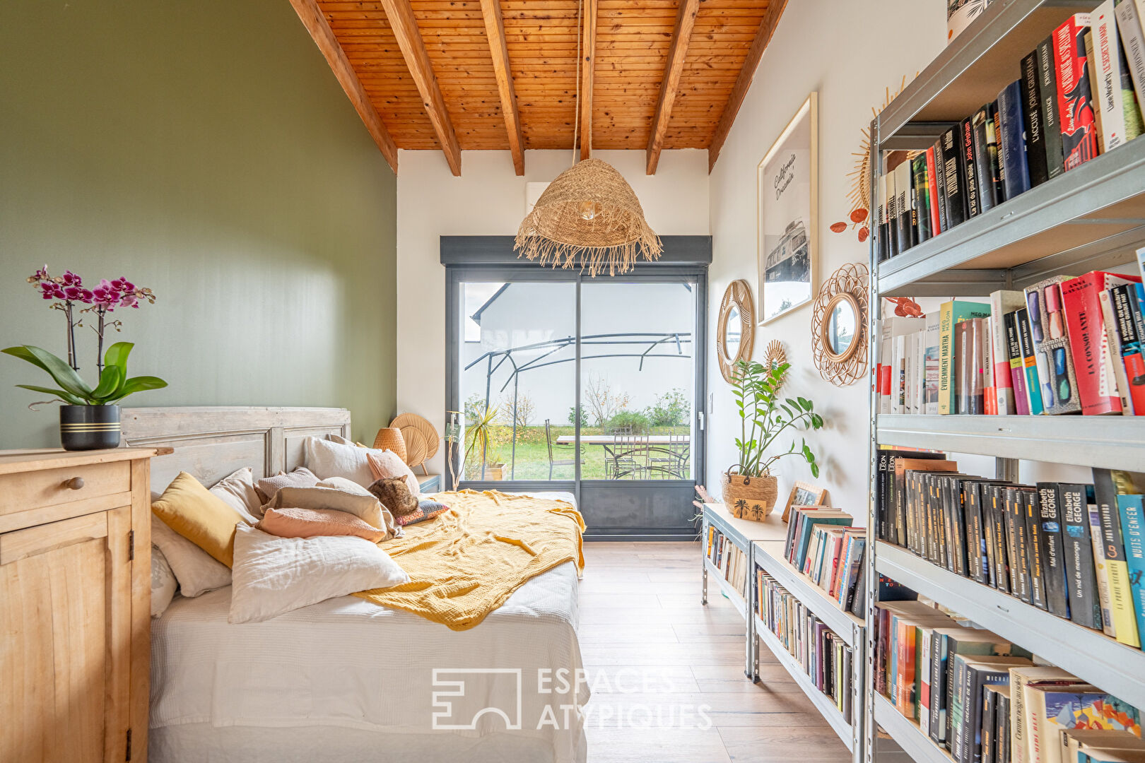 The architect’s house with an industrial and modernist spirit