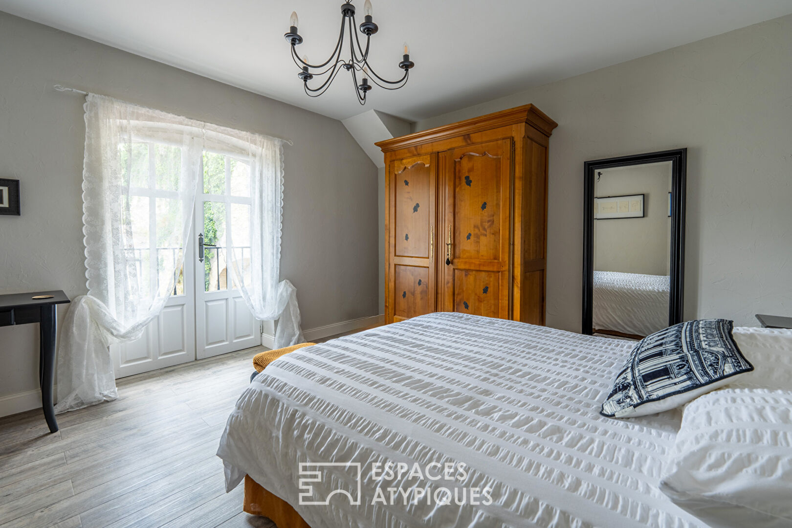 Maison caractère rénovée au coeur d’Amboise