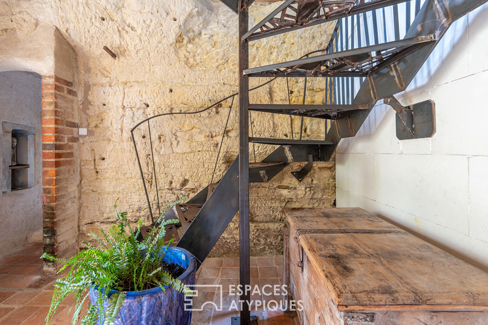 Charming semi-troglodyte lodge