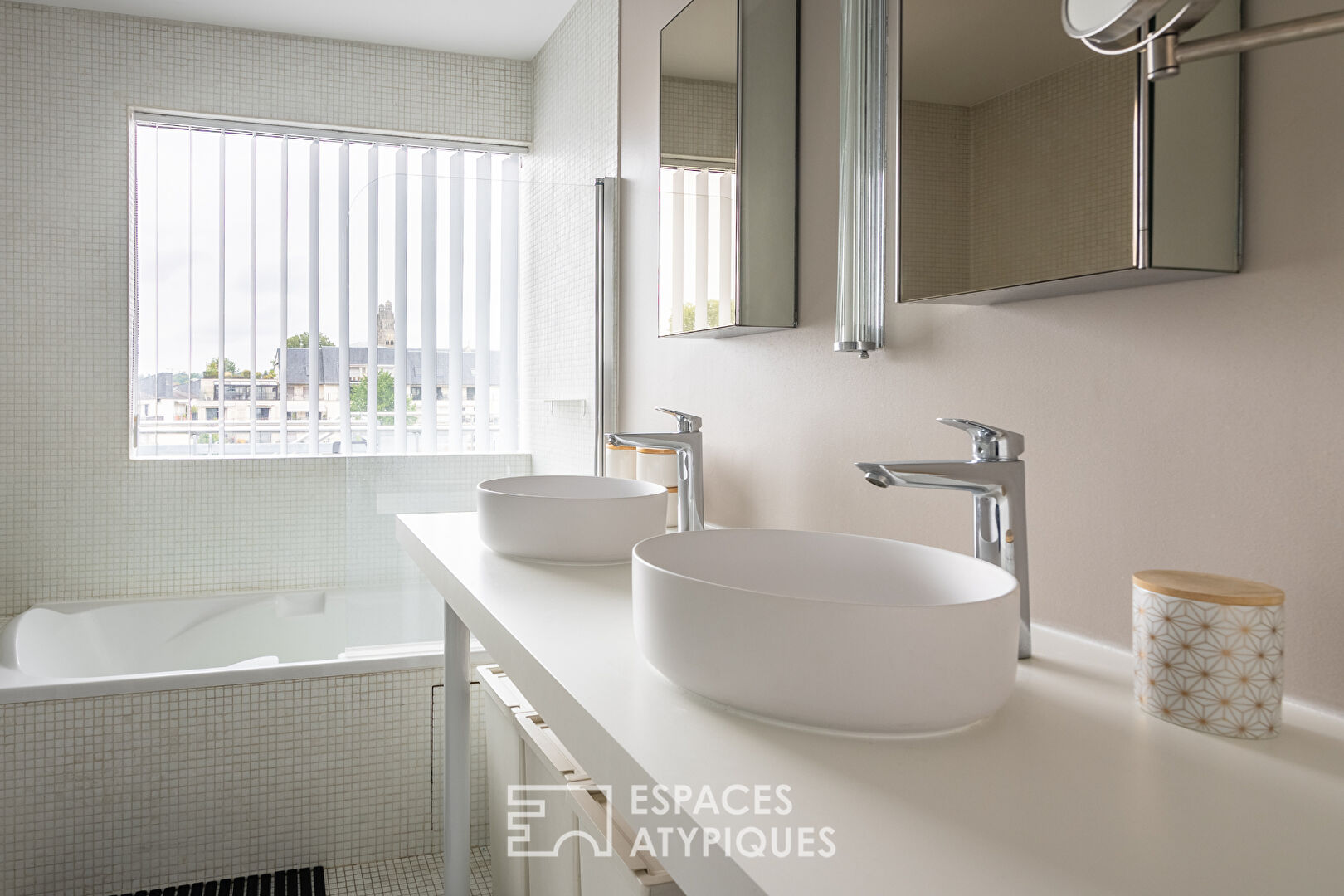 Superbe appartement avec terrasse en hyper centre de Tours
