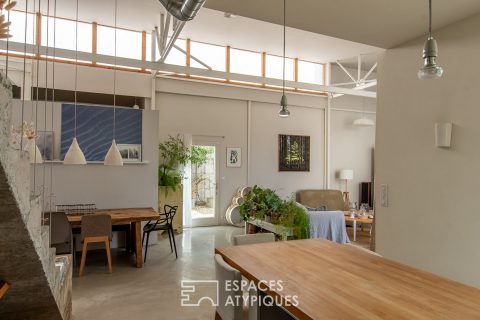 Exceptional architect-designed house in a former factory