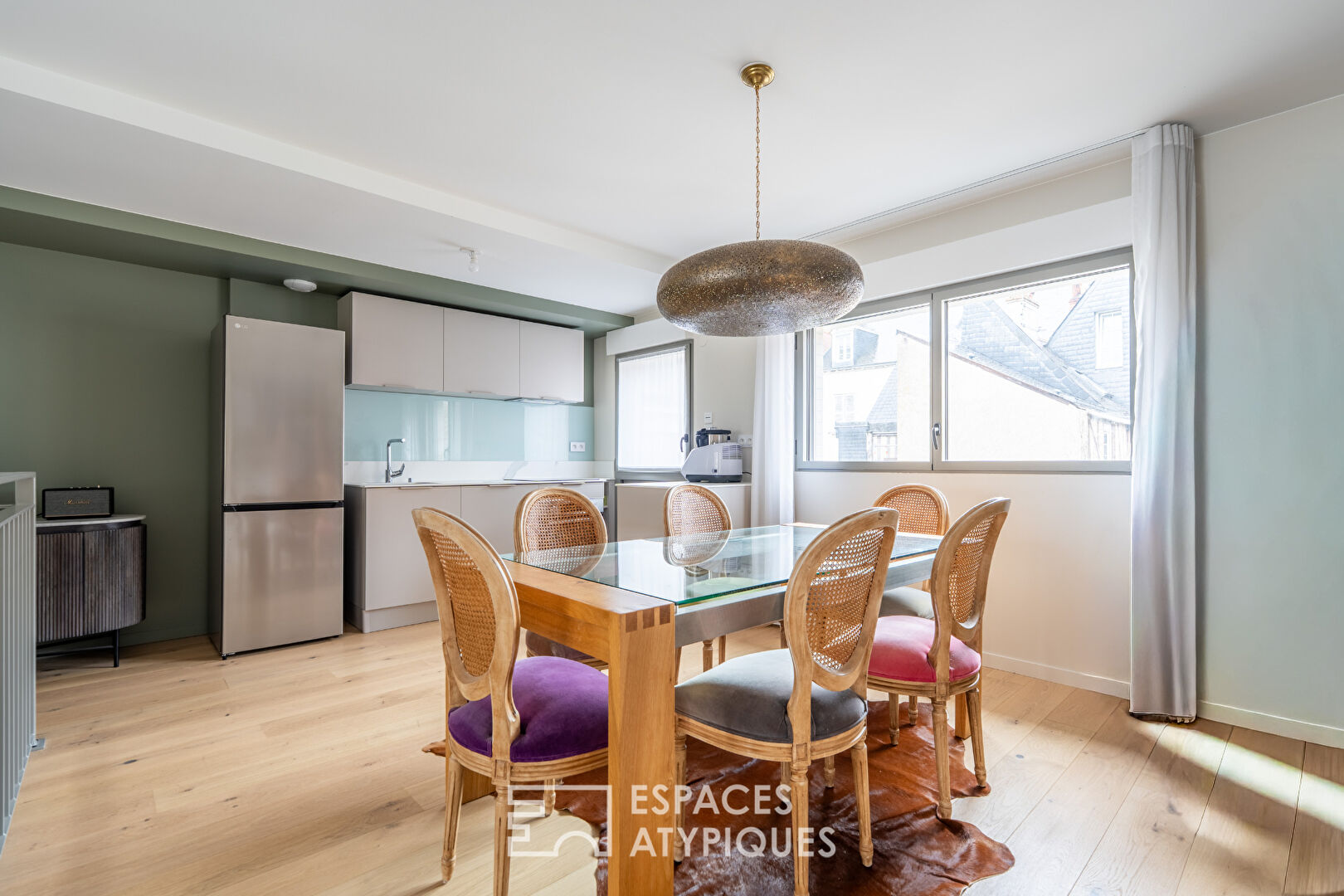 Superb duplex with loggia in the historic center of Tours